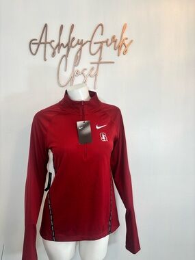 Nike Women's Red Long-Sleeve Quarter Zip Top